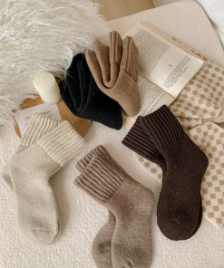 Alternative view of The Knitted Fleece Socks - 5 Pack