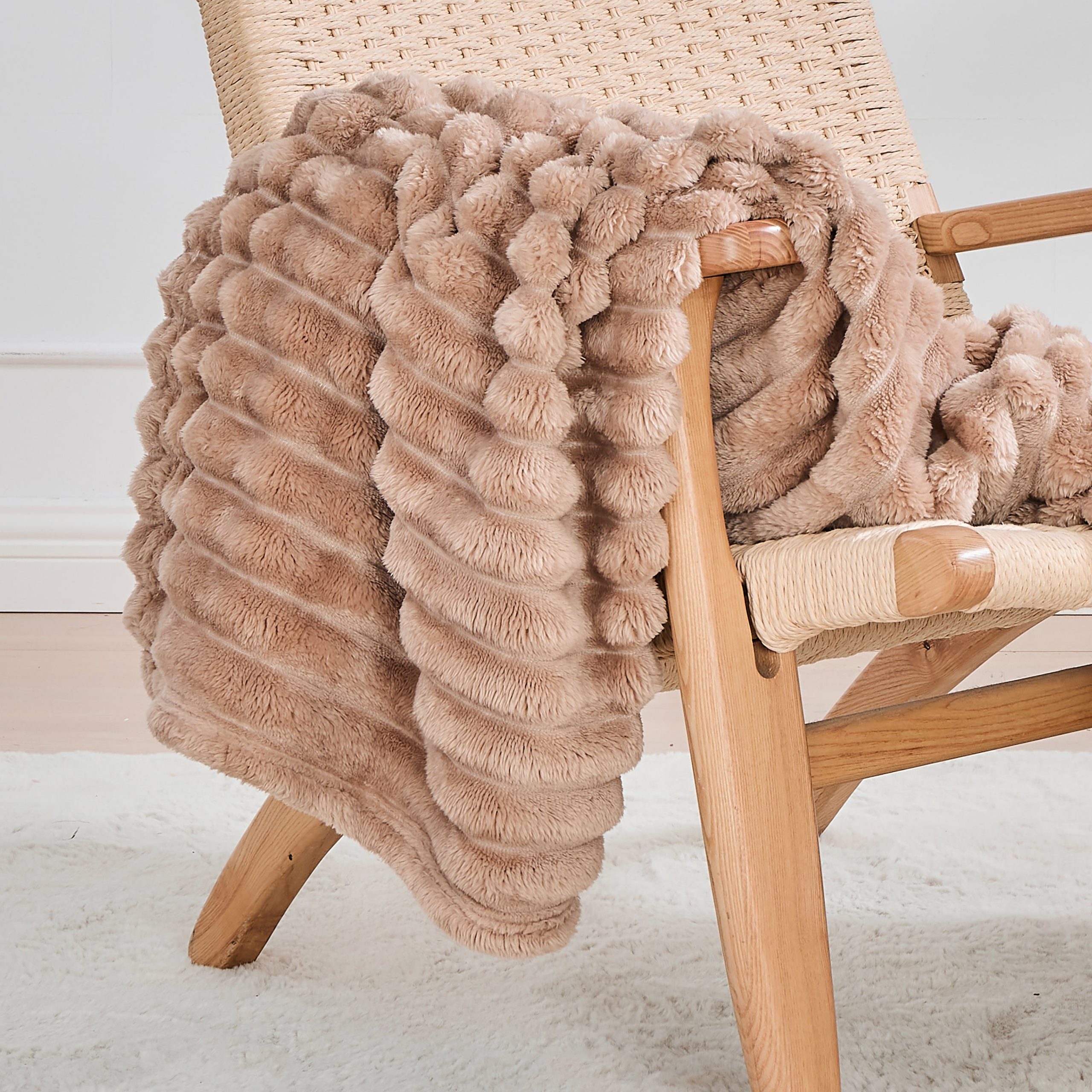 The Original Fleece Blanket (B1G1) - Image 6