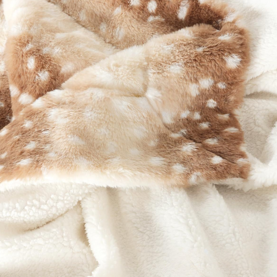 The Wild Fleece Blanket - Image 4